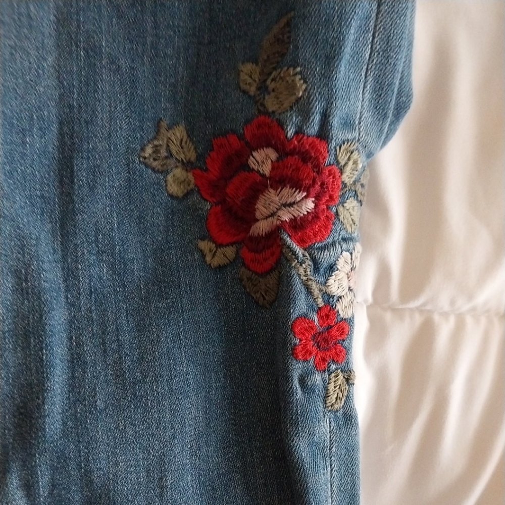 Express jeans- Embroidered - Picture 4 of 7